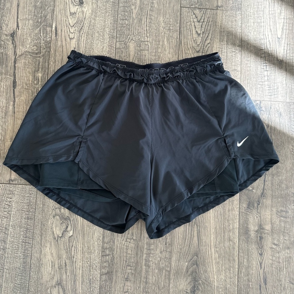 Nike women’s shorts